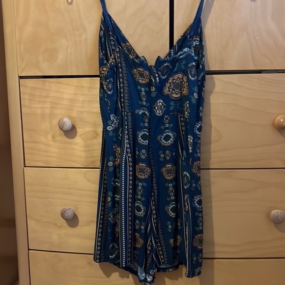 Blue romper - Picture 3 of 3